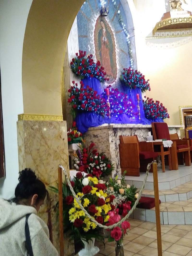 Guadalupe Plaza Park - Photo 3