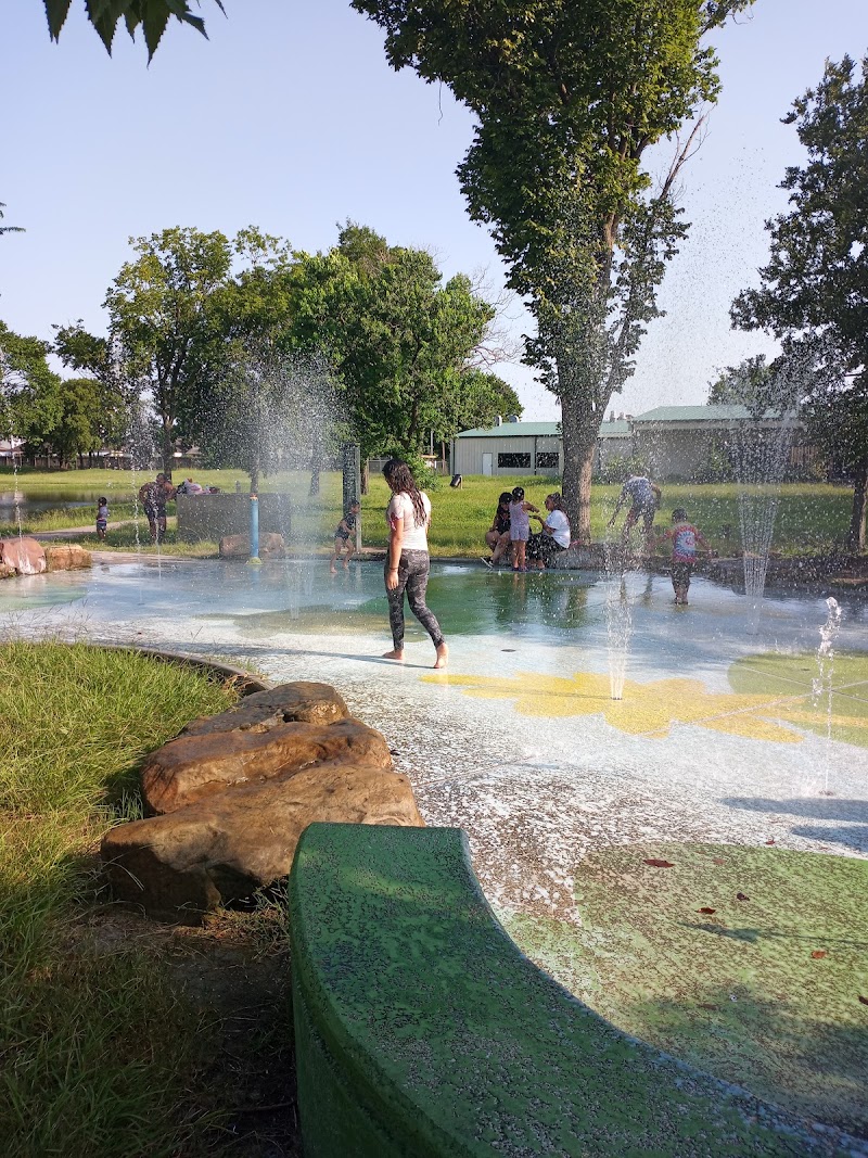 Hackberry Park - Photo 2