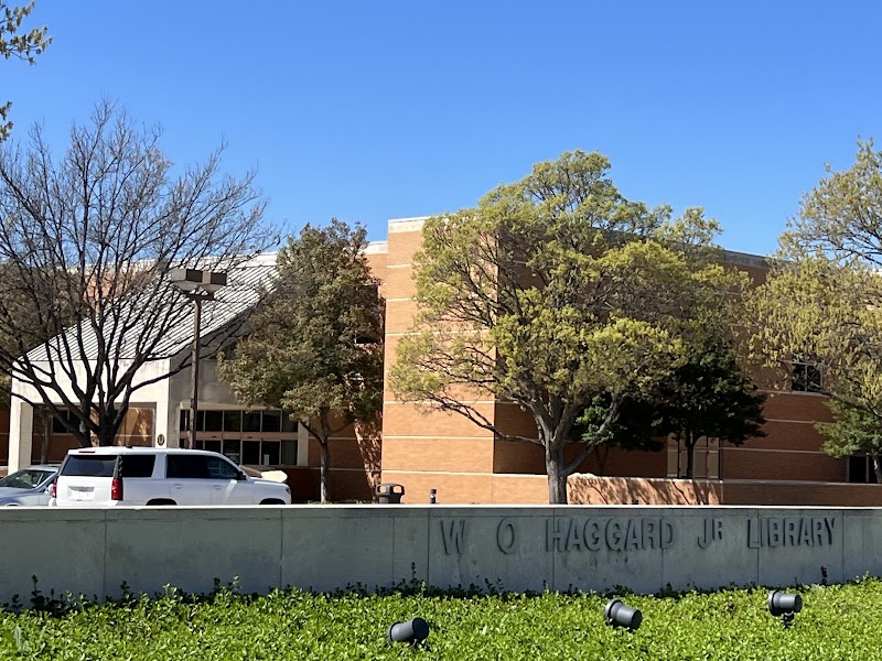 Haggard Library - Photo 2