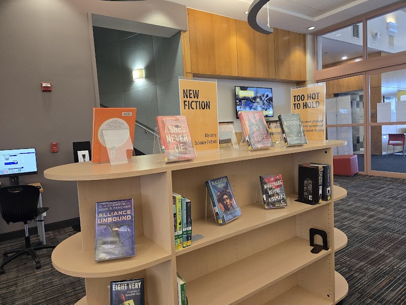 Haggard Library - Photo 6