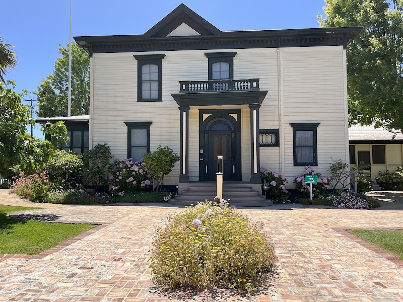 Harris Lass House Museum