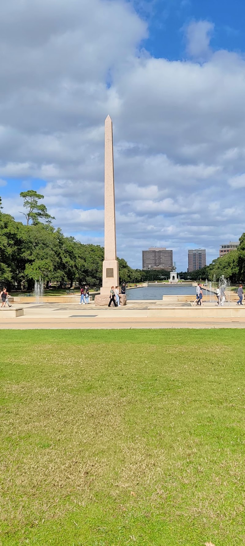 Hermann Park - Photo 3