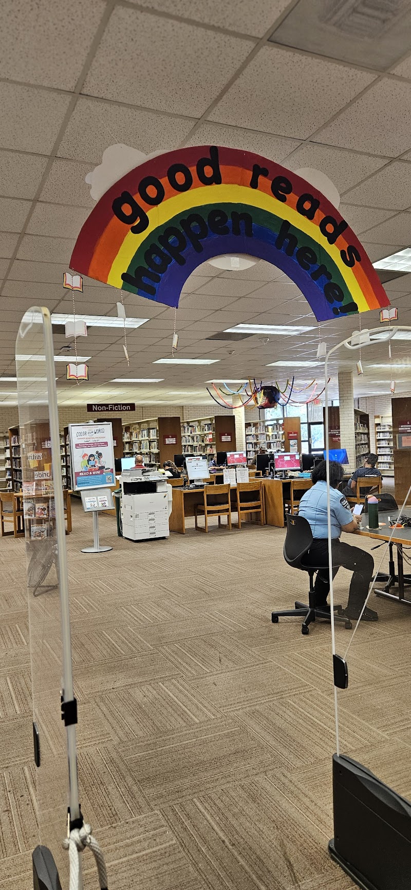 Hillendahl Neighborhood Library - Photo 5