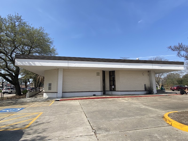 Hillendahl Neighborhood Library - Photo 6