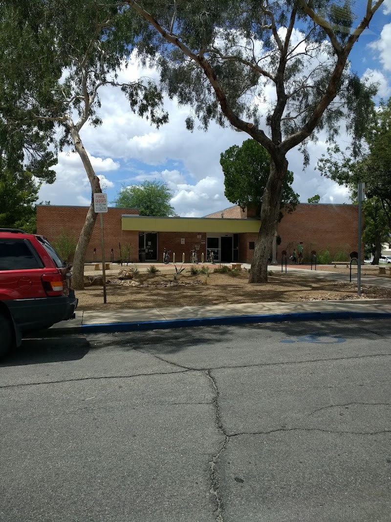 Himmel Park Library