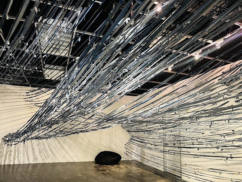 Houston Center for Contemporary Craft - Photo 9