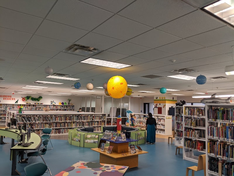 Houston Public Library - Central Library - Photo 4