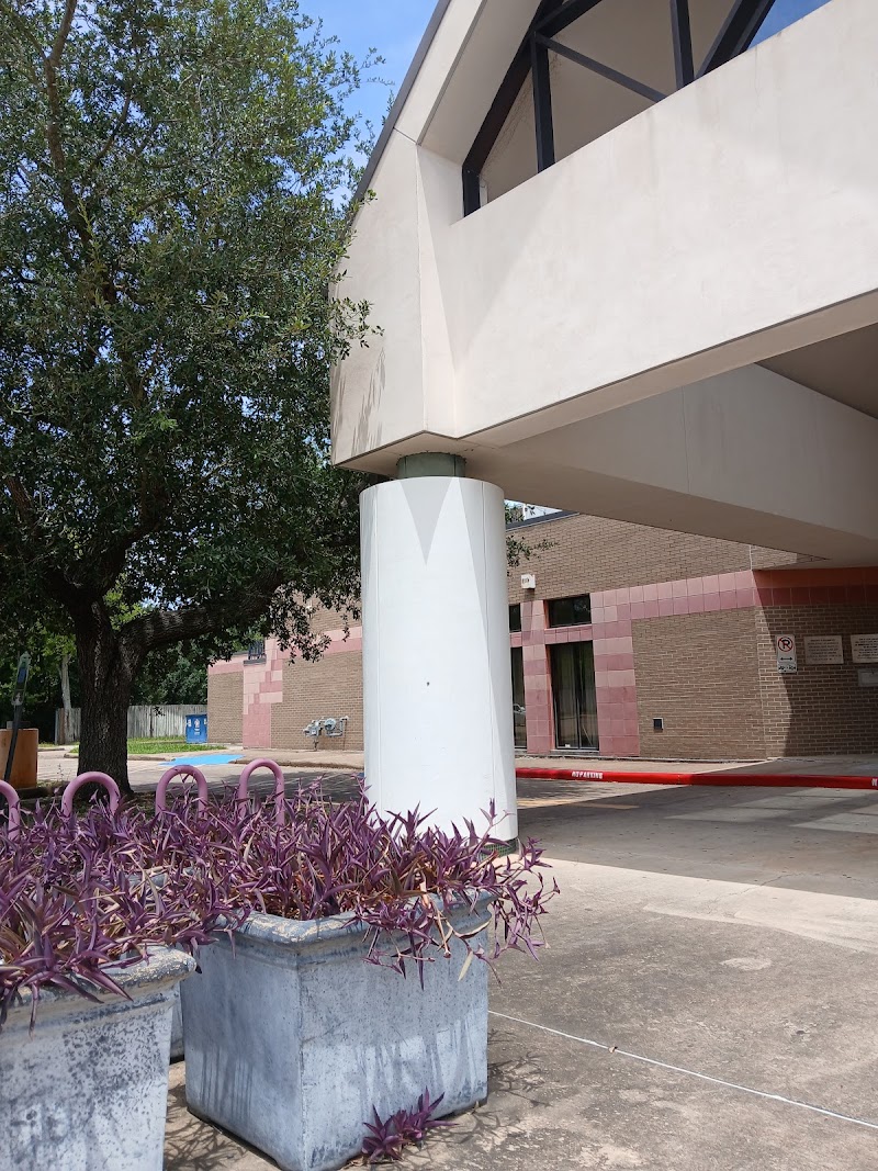 Johnson Neighborhood Library - Photo 7