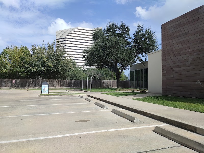 Jungman Neighborhood Library - Photo 10