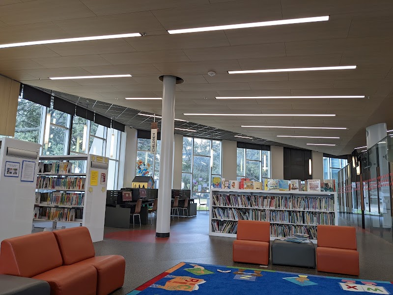 Jungman Neighborhood Library - Photo 2
