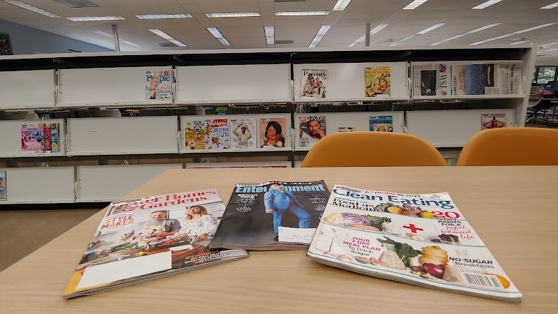 Katherine Tyra Branch Library - Photo 6