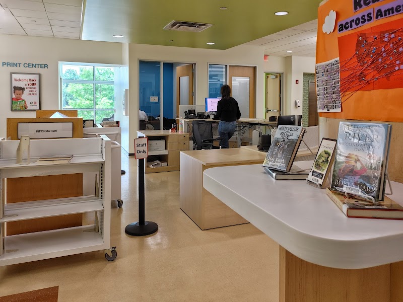 Kendall Neighborhood Library & Community Center - Photo 3