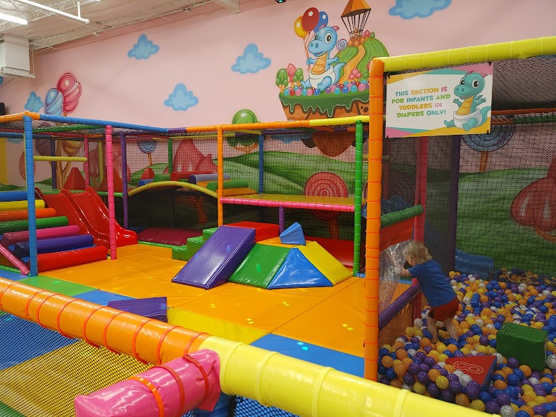 Kids Empire Houston Maplewood - Photo 6