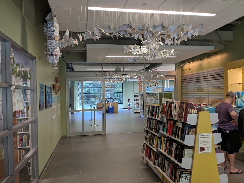 Kingwood Branch Library - Photo 4
