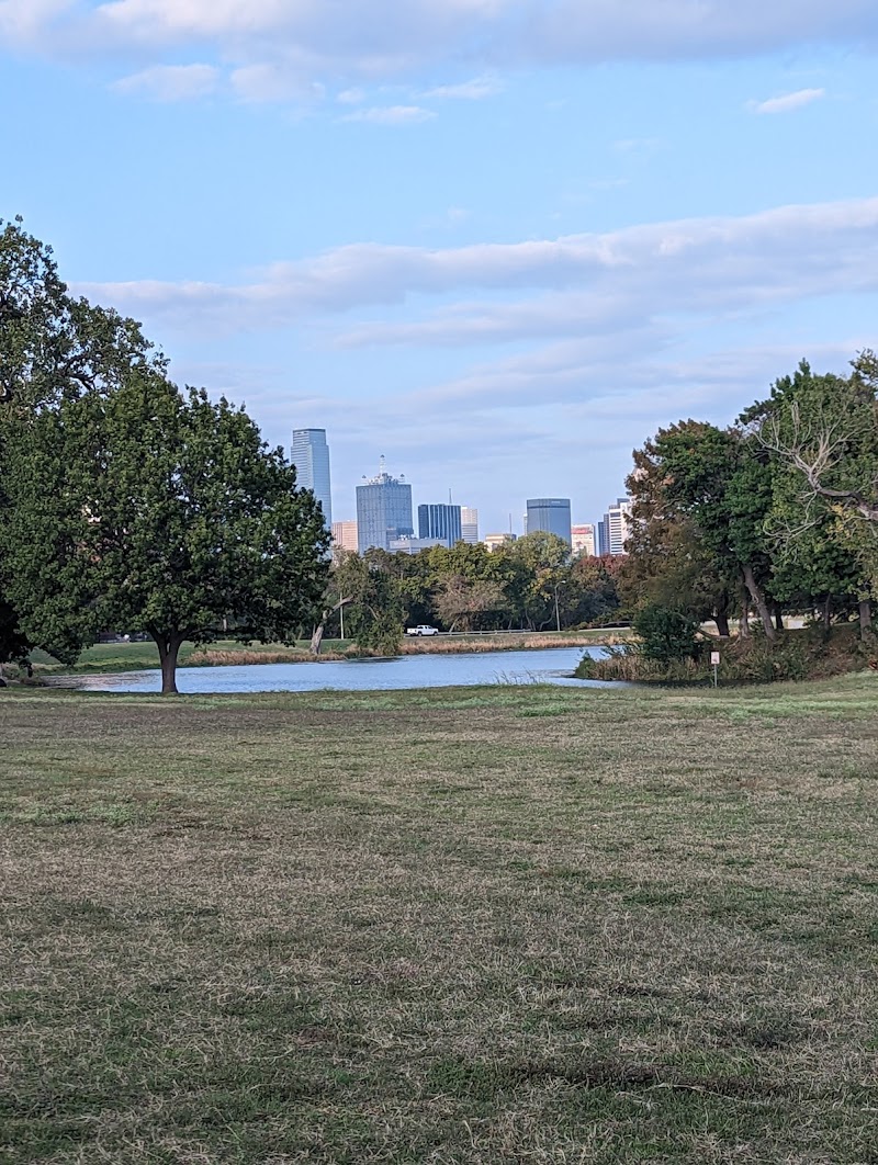 Lake Cliff Park - Photo 5