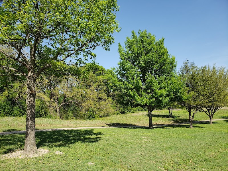 Lake Highlands Park - Photo 8