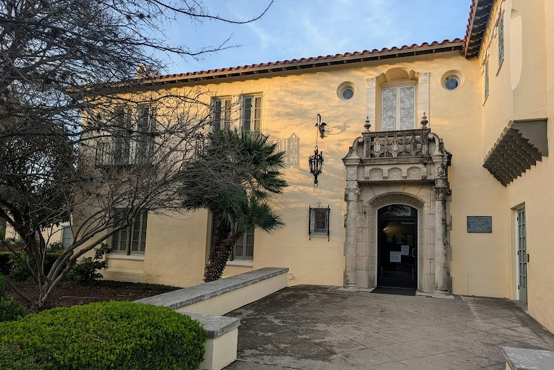 Landa Branch Library