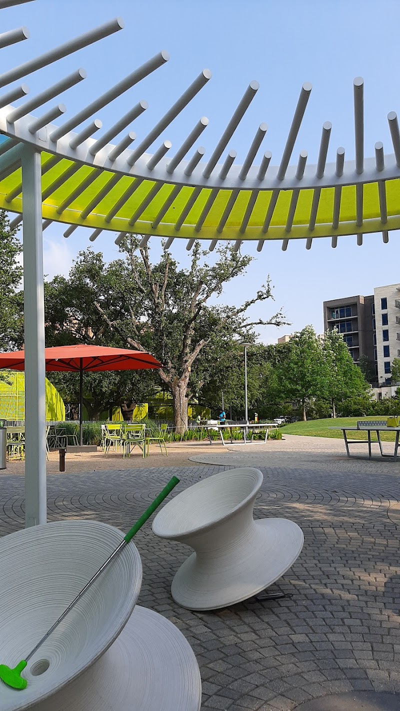 Levy Park - Photo 9