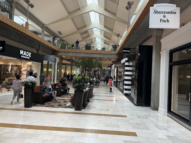 Lincoln Square South
