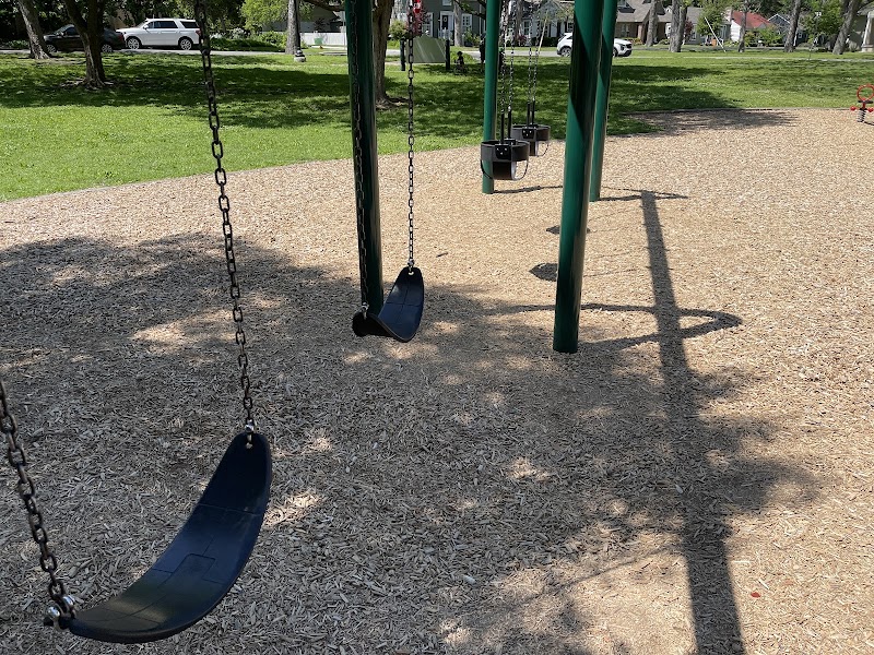 Lindsley Park - Photo 8