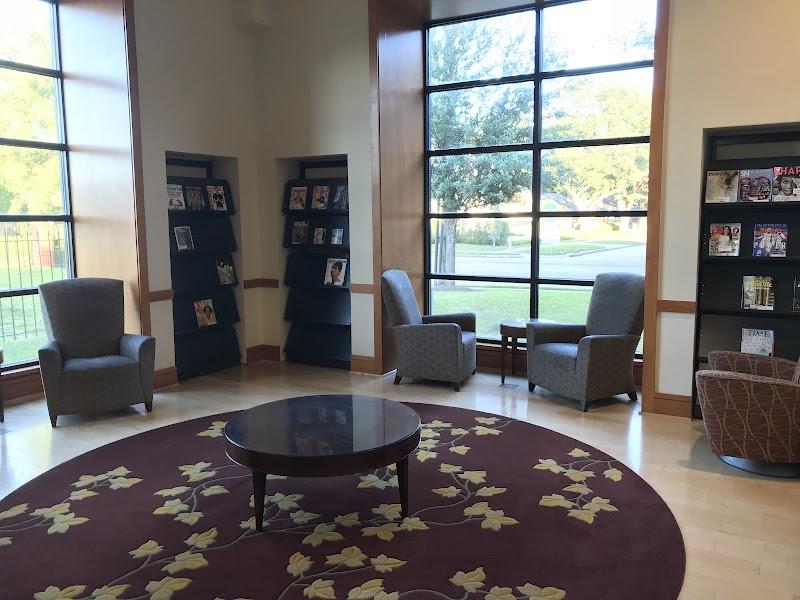 Looscan Neighborhood Library - Photo 5