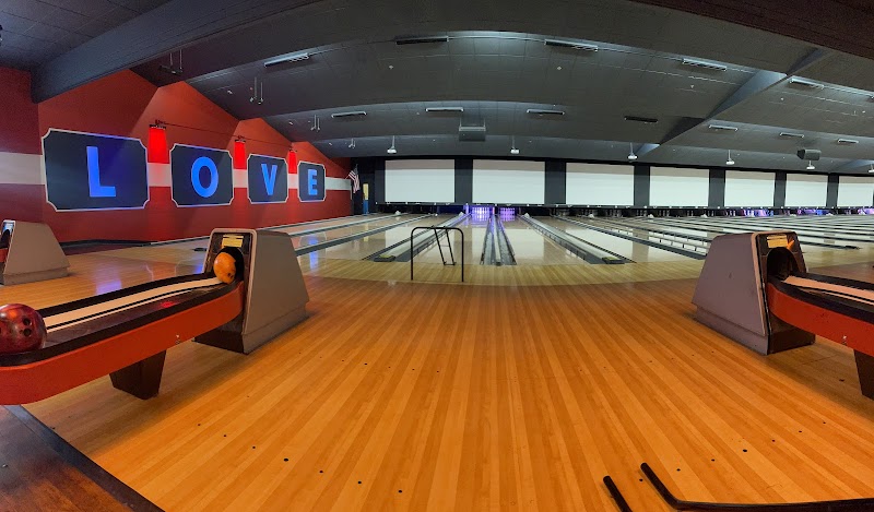 Lucky Strike Fresno