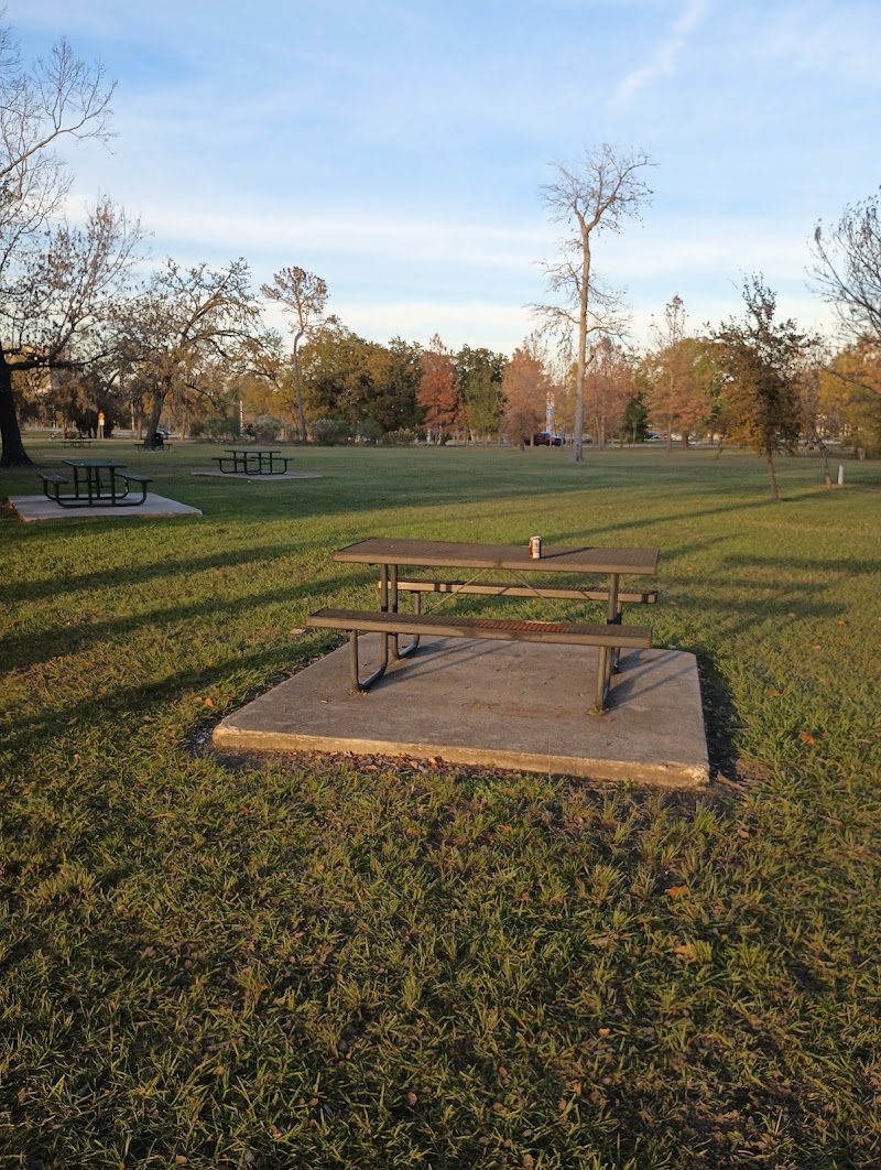 MacGregor Park - Photo 4