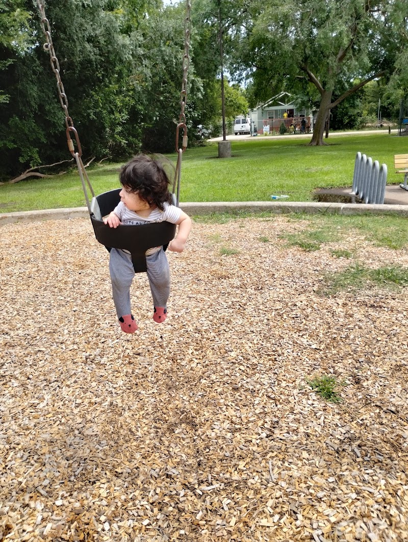 McCullough Park - Photo 3