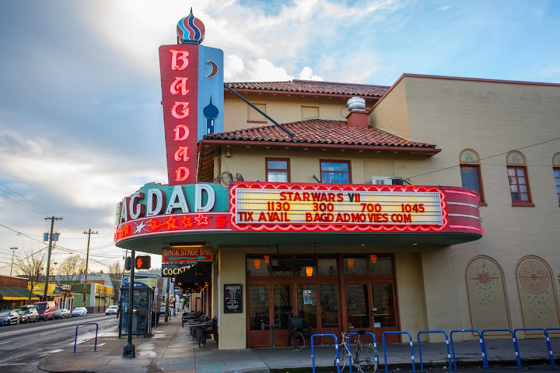 McMenamins Bagdad Theater & Pub