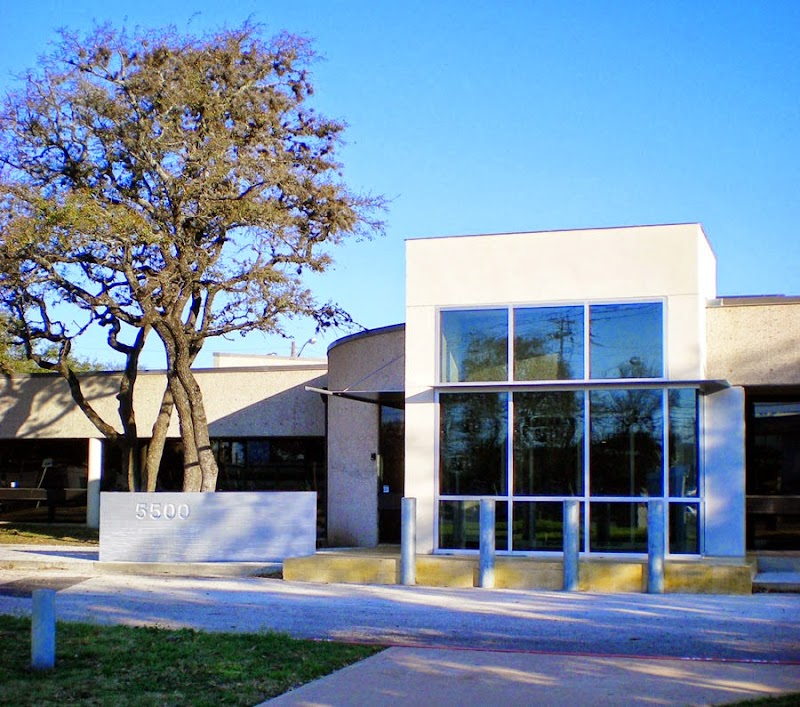 Menchaca Road Branch, Austin Public Library