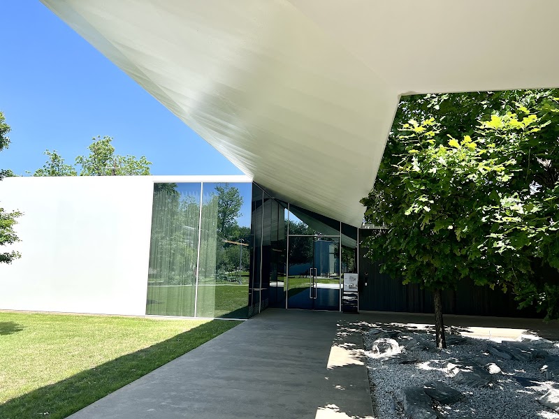 Menil Drawing Institute - Photo 3