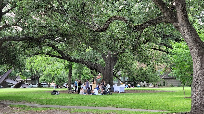 Menil Park