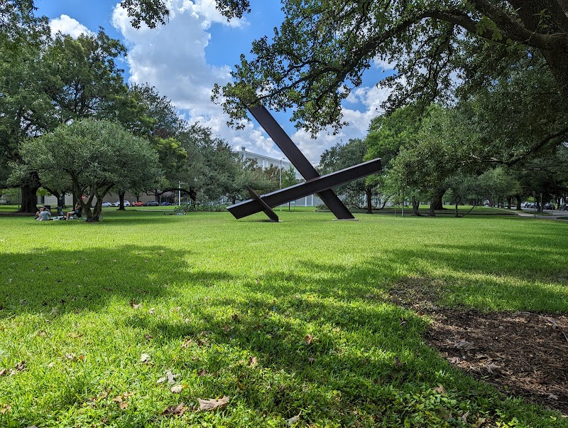 Menil Park - Photo 2