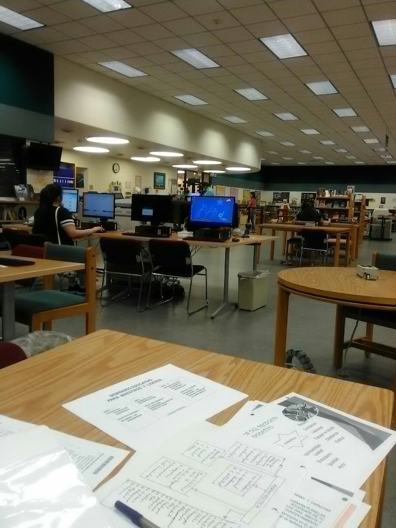 North Channel Library - Photo 10