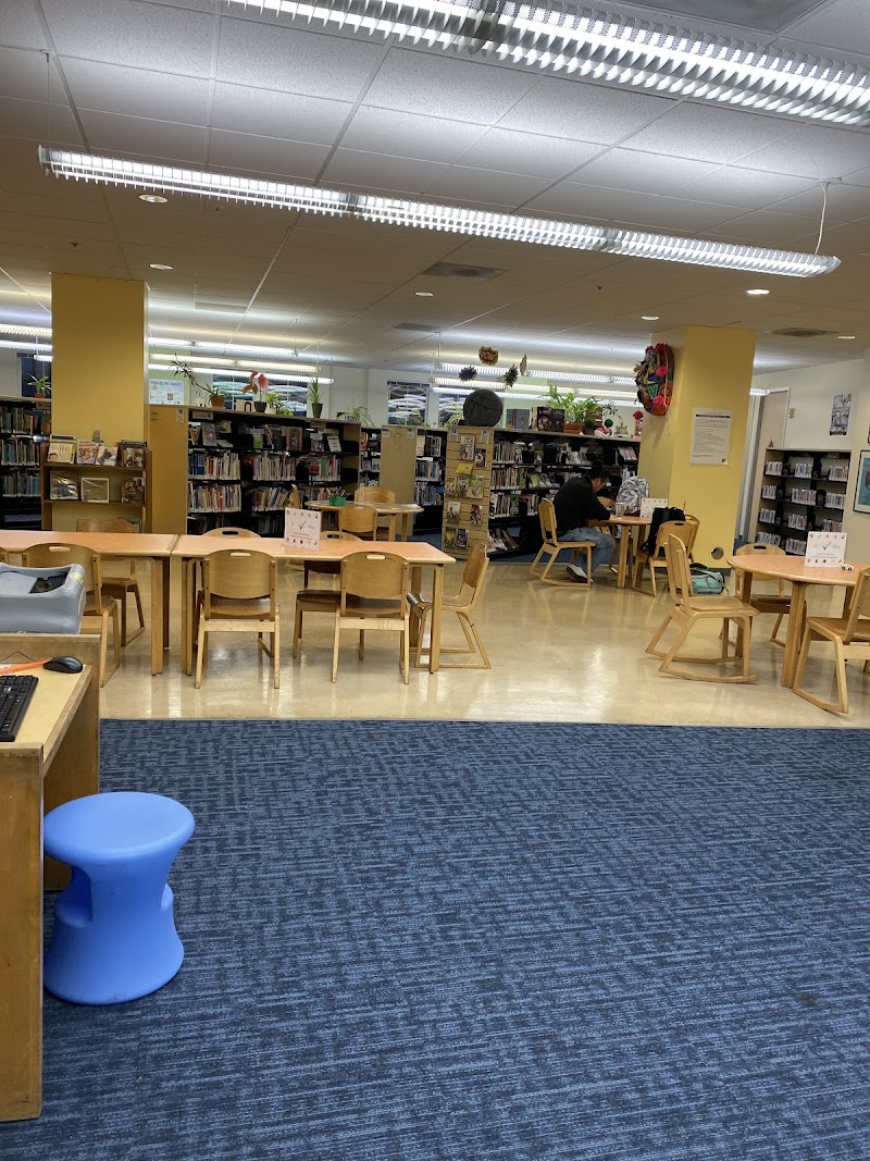 Oakland Public Library: César E. Chávez Branch