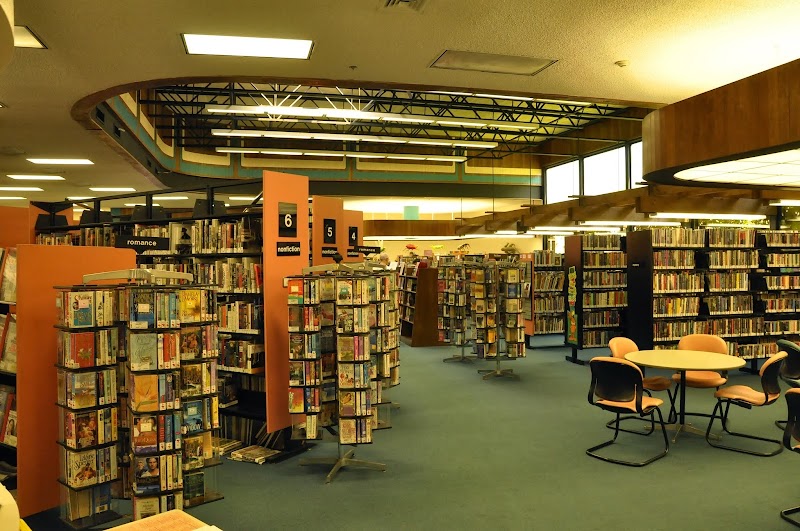Old Quarry Branch, Austin Public Library