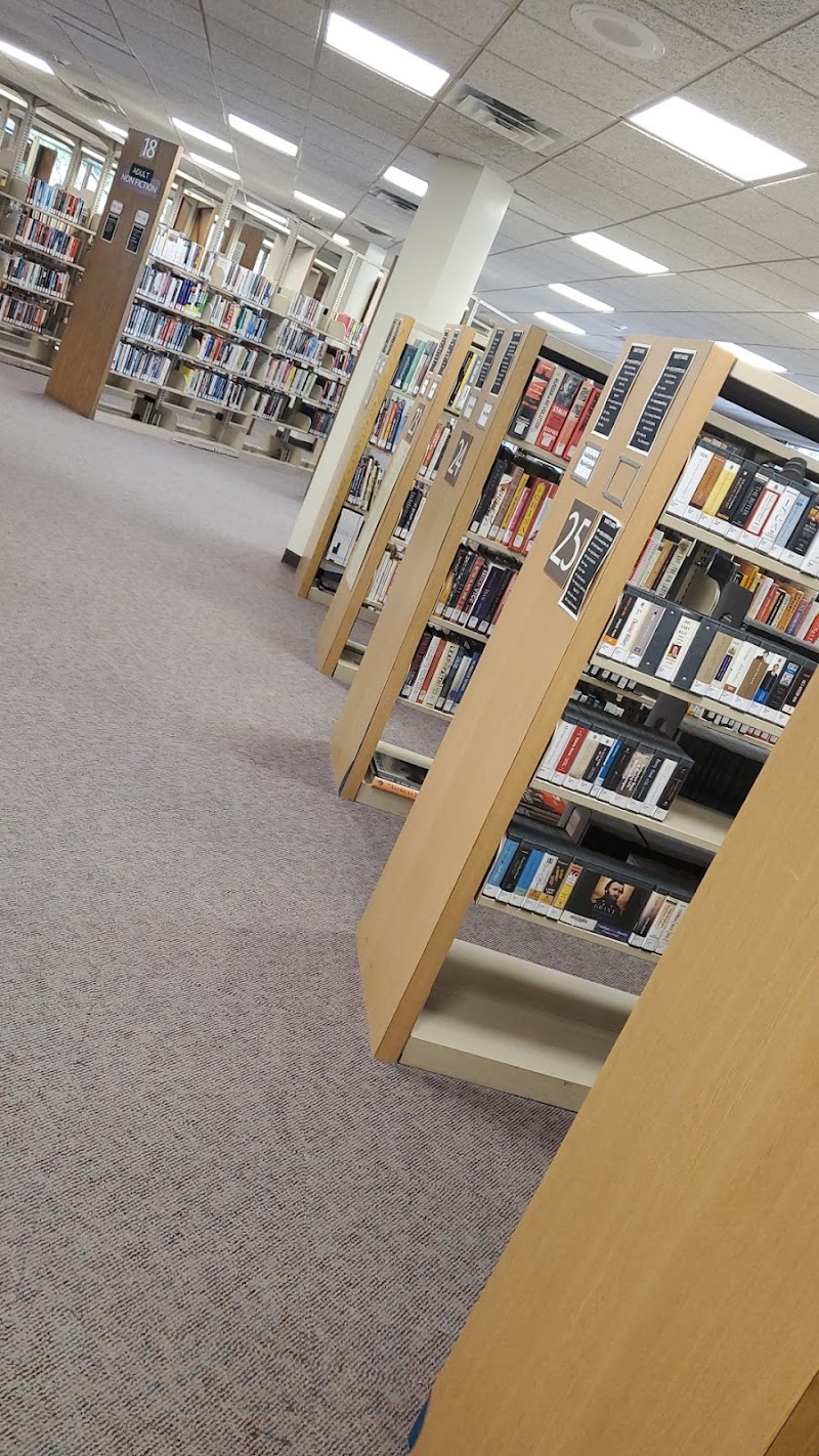 Preston Royal Branch Library - Photo 3