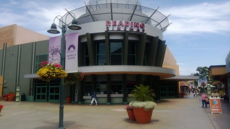 Reading Cinemas Grossmont with TITAN XC
