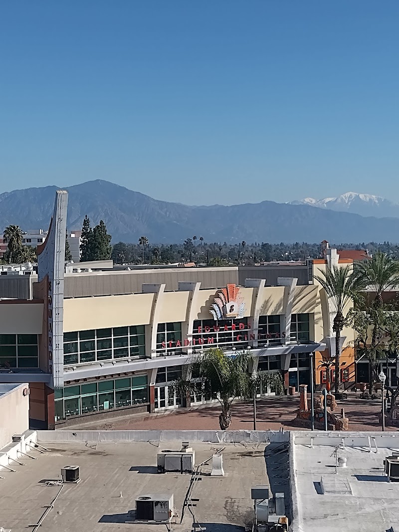 Regal Edwards Alhambra Renaissance