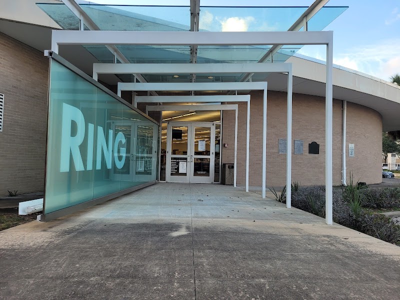 Ring Neighborhood Library - Photo 2