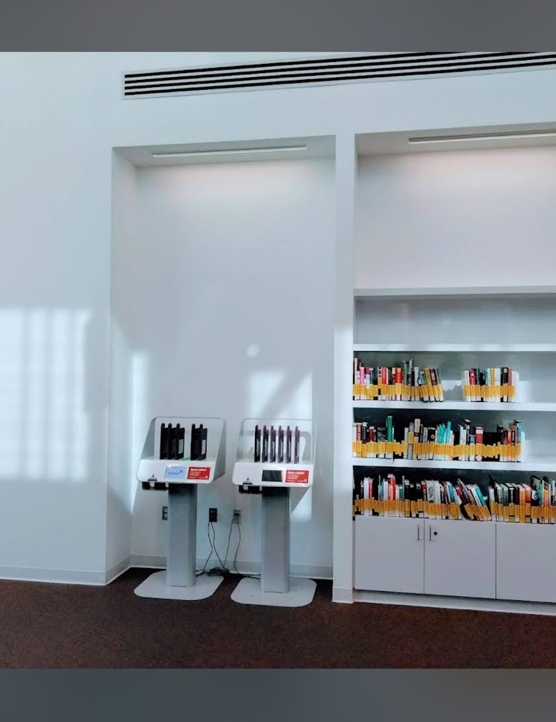 Robinson-Westchase Neighborhood Library - Photo 5