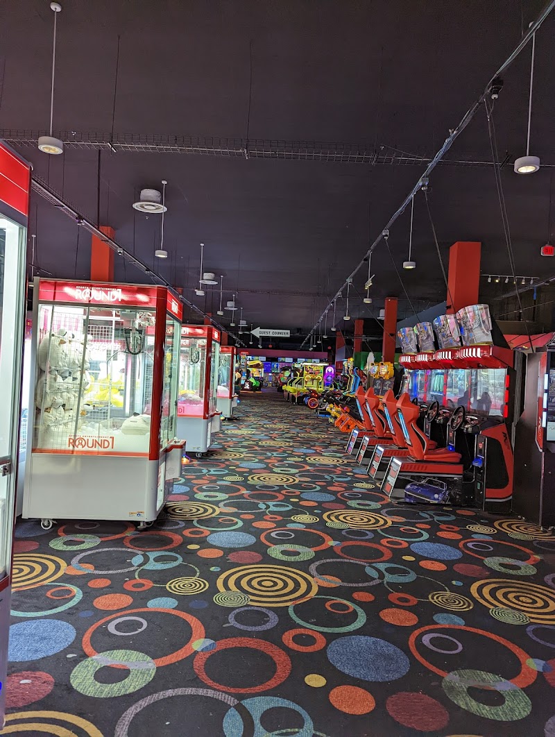 Round1 Bowling & Arcade Arlington Parks