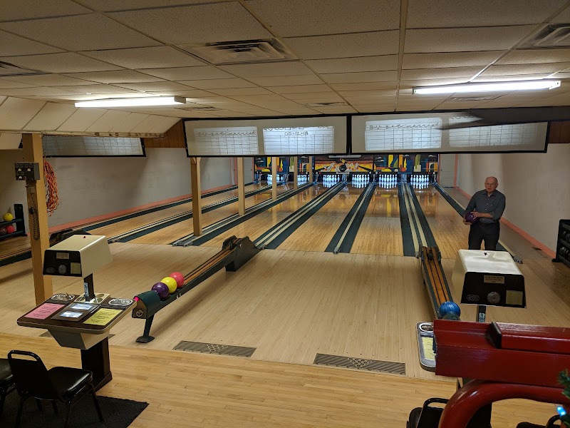 Saengerrunde German Bowling Alley
