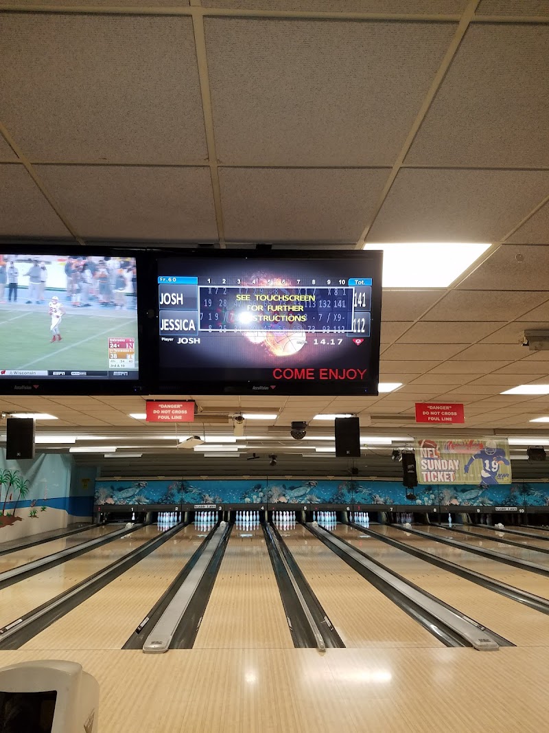 Seaside Lanes At NAS Dam Neck Annex (Military Access Only)