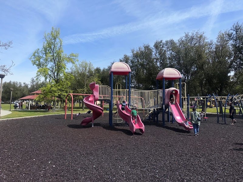 Sierra Bicentennial Park