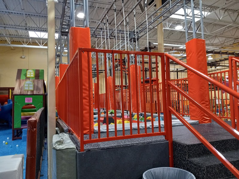 Sky Sports Trampoline Park - Photo 4