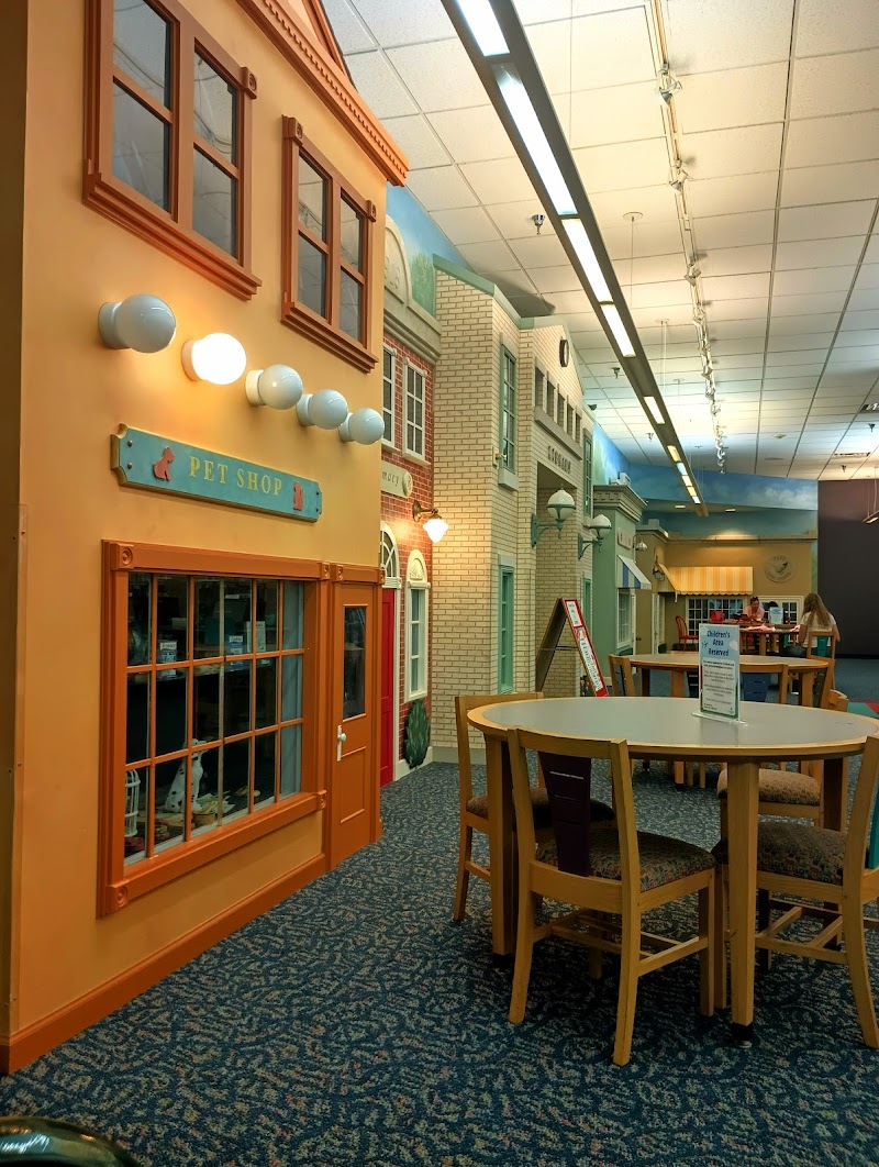 South Garland Library - Photo 2