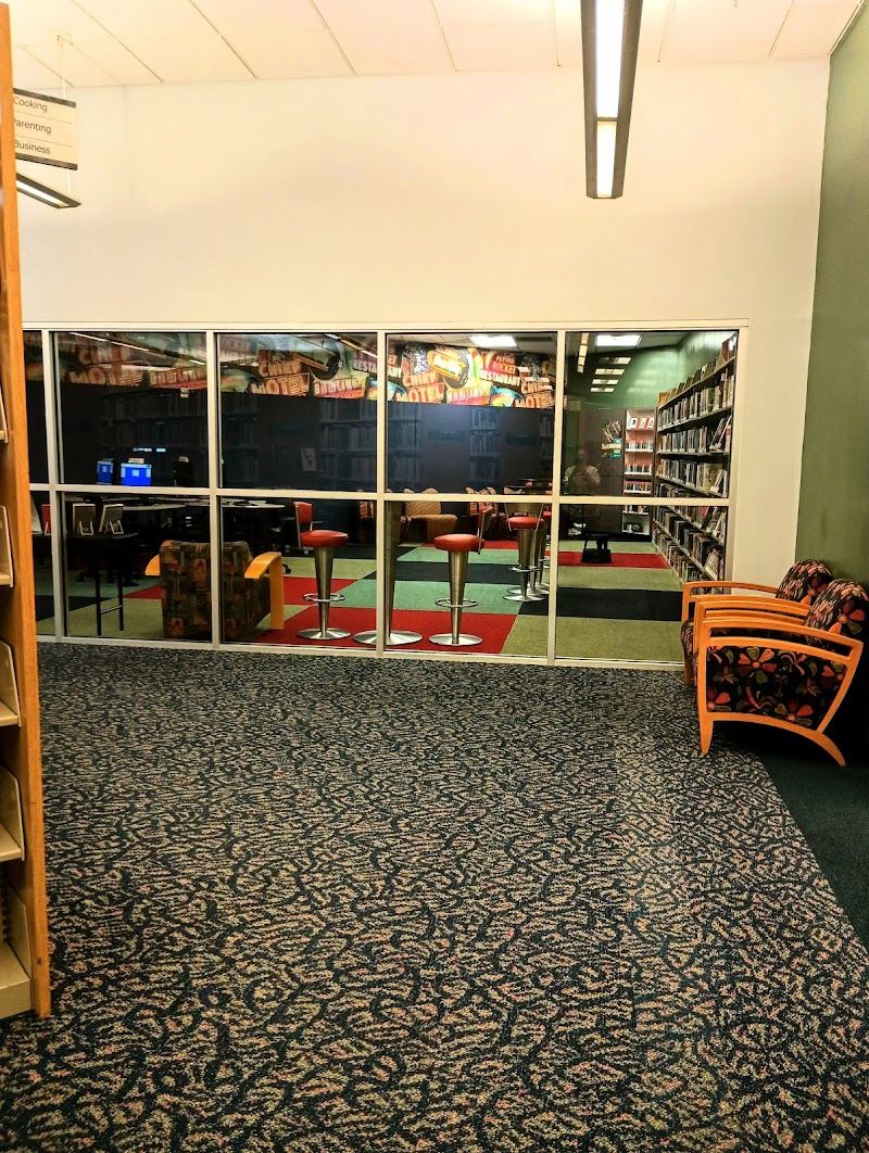 South Garland Library - Photo 8