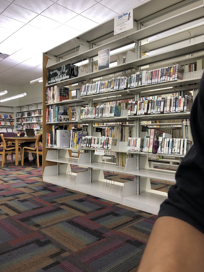 South Houston Branch Library - Photo 10