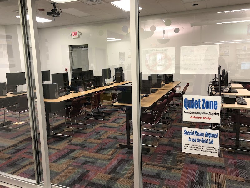 South Houston Branch Library - Photo 4